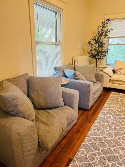 4 Bedroom Dc'S Best Location With Parking, Walk To Clarendon Metro, Shopping And Nightlife! Arlington Exteriör bild