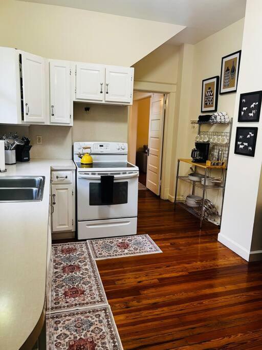 4 Bedroom Dc'S Best Location With Parking, Walk To Clarendon Metro, Shopping And Nightlife! Arlington Exteriör bild